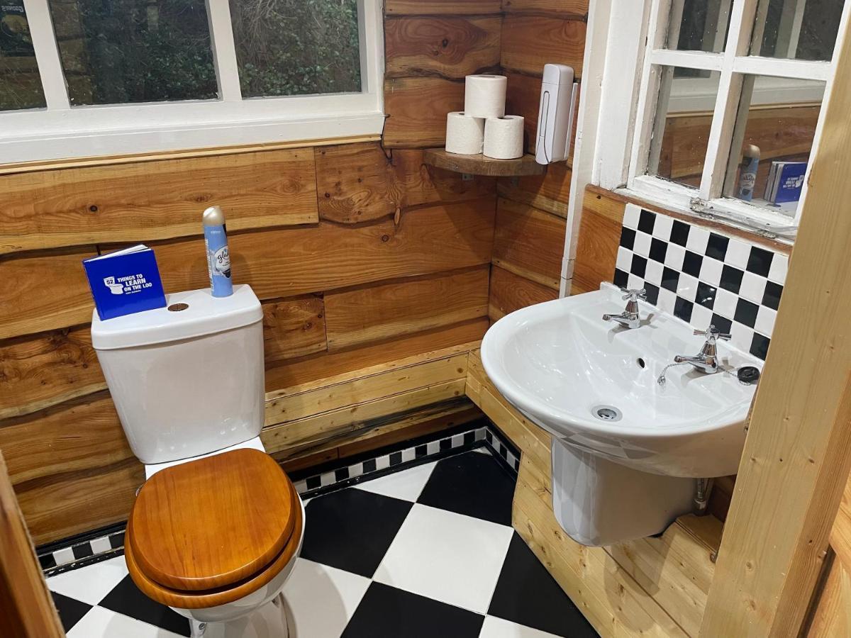 Cuckoo Cabin, Tyn Y Cwm Eglwys-Fach エクステリア 写真